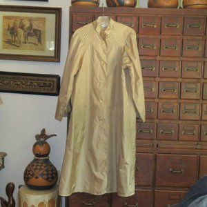 THE totes COAT Size 10 Long Tan Nylon